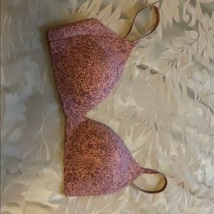 Lululemon Wireless Shaping Bra